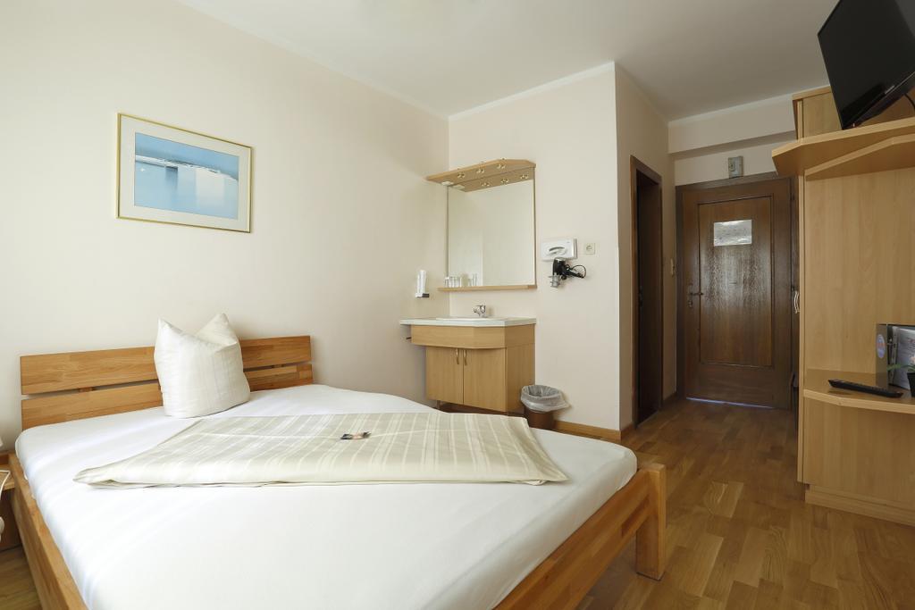 Alpen.Adria.Stadthotel Klagenfurt am Woerthersee Екстер'єр фото