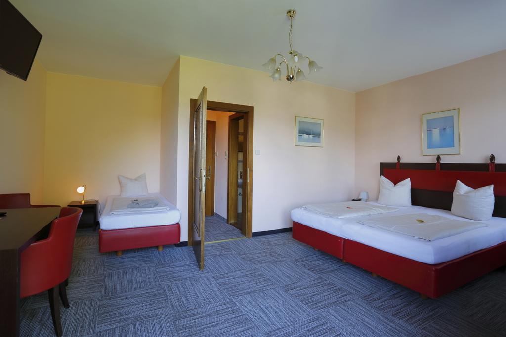 Alpen.Adria.Stadthotel Klagenfurt am Woerthersee Екстер'єр фото