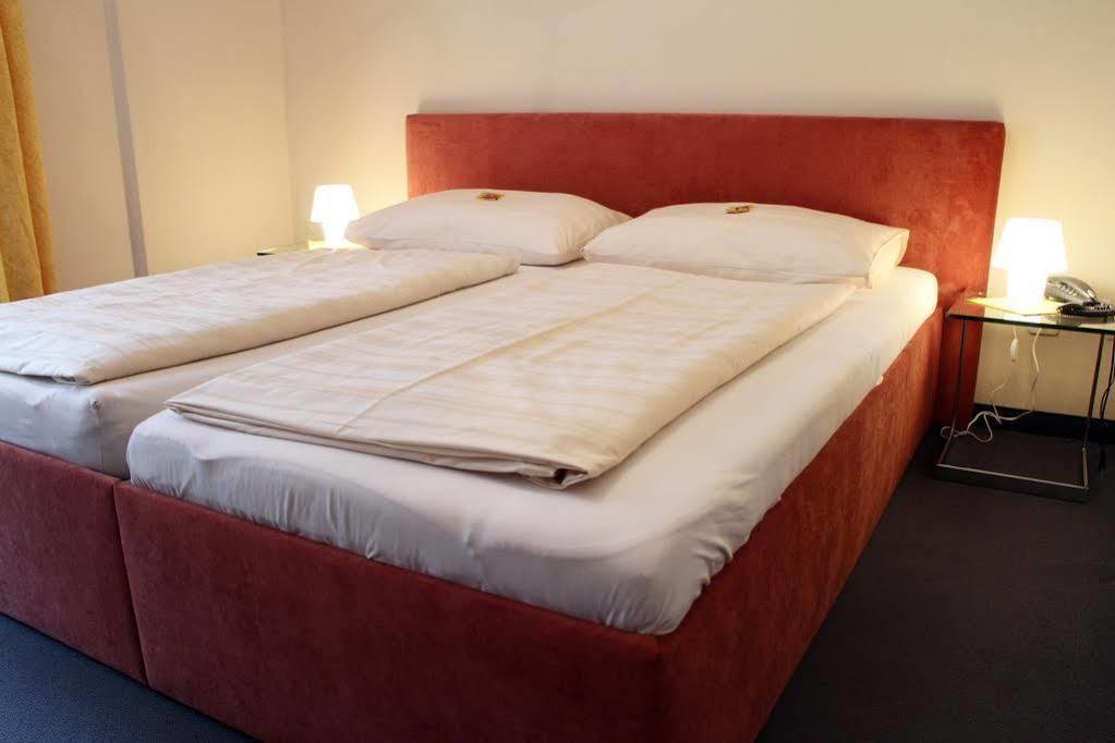 Alpen.Adria.Stadthotel Klagenfurt am Woerthersee Екстер'єр фото